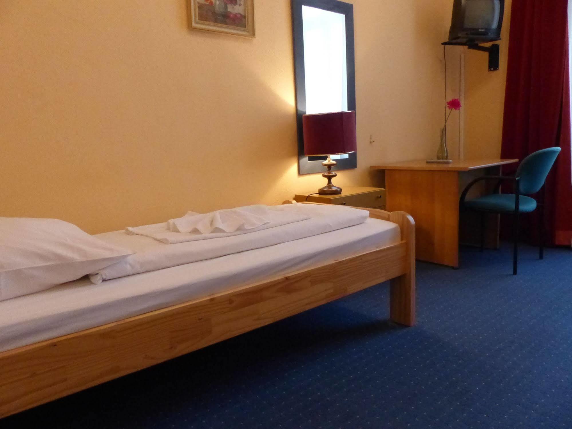 Hotel-Pension Spree Berlin Luaran gambar